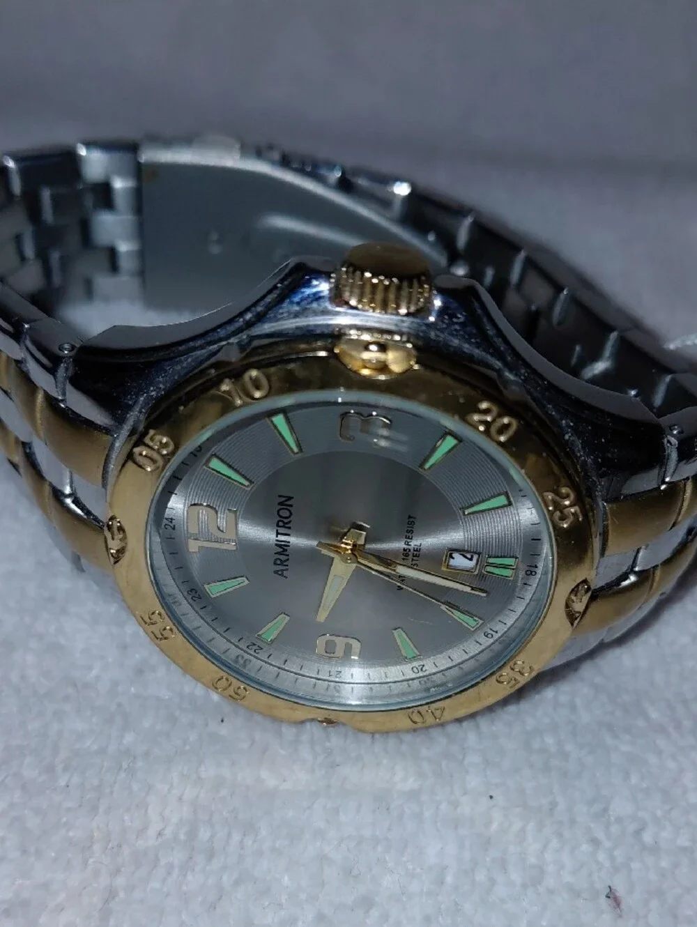 LOT of 6  In Silver & Gold Tones Men's Stainless Steel Watchs - Silver